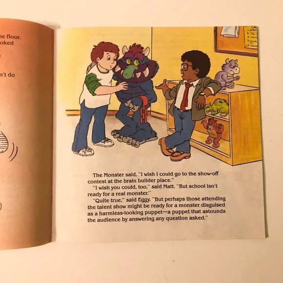 Vintage 1986 My Pet Monster Goes To School Golden Book - Picture 11 of 15